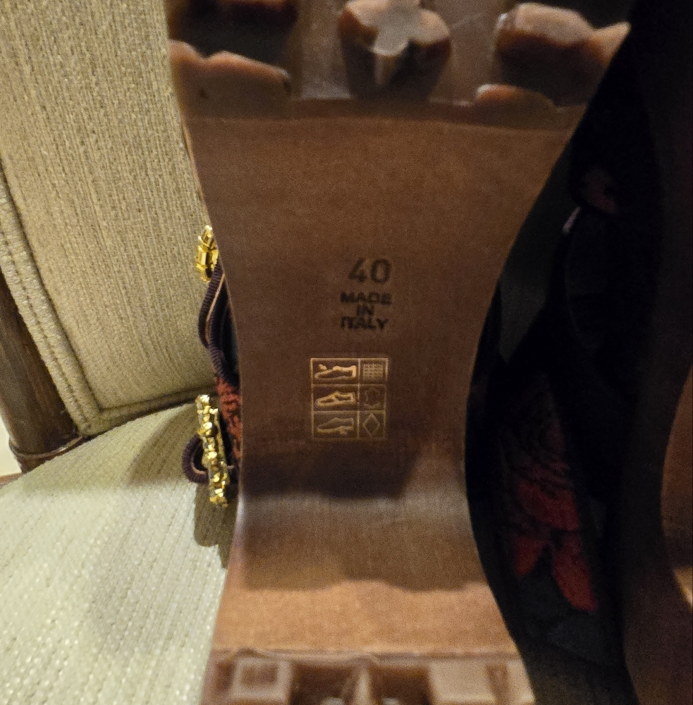 Autumn Adiegbo Triple-Strap Brocade Platform Clogs Crystal Buckles 9.5 NEW Italy - Picture 12 of 12